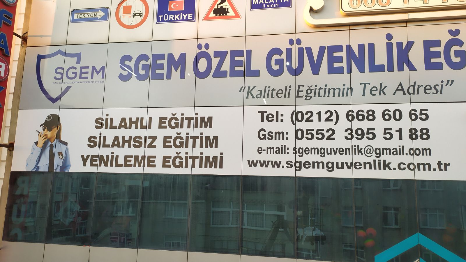 Mecidiyeköy afiş, afişçi Mecidiyeköy, Kiralık, Satılık Emlak Afişleri, Eleman ilanı, seçim afişi, pankart, doğumgünü afişi, sünnet afişi, aday adayı afişi, siyasi parti afişi, hastane afişi, kampanya afişi, indirim afişi, tekstil afişi, branda afiş, vinil afiş, meşh afiş, afiş fiyatları, afiş çeşitleri, dijital baskı, oneway vision, afiş örnekleri